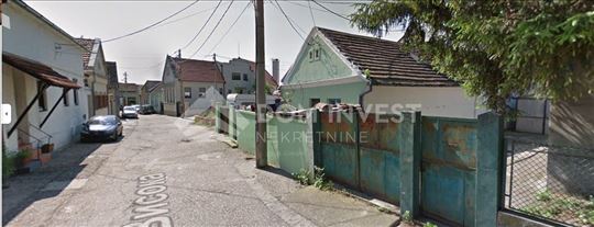 Gardoš, plac 1.13 ara sa kućom od 51m2