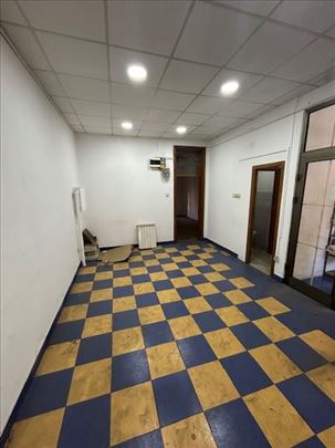 Gornji Dorcol, 37,28m2 lokal, PP odlican