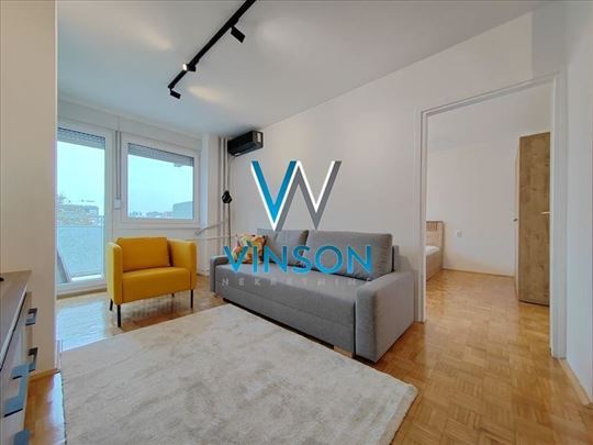 Novi Sad, Bulevar Oslobođenja - Namešten dvosoban 