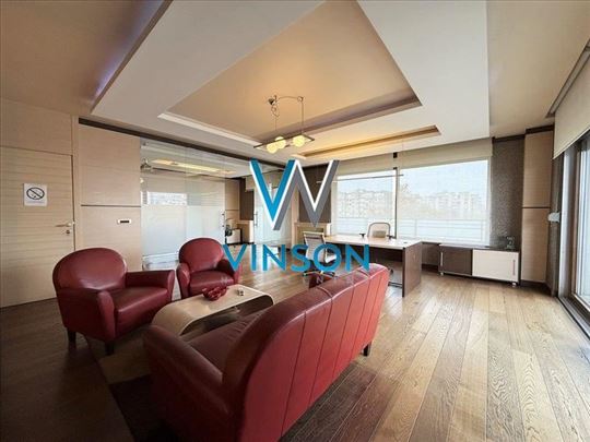 Novi Sad, Liman III - Poslovni prostor + dve garaž