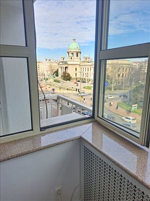 Vračar, Skupština, renoviran, petosoban salonac