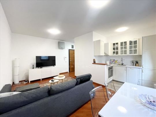 Vukov Spomenik, prostran, novo ID#4266