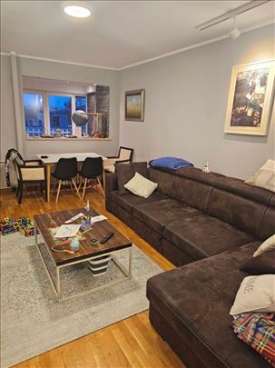 Zepter, 87m2, uknjižen, renoviran, 4.sprat