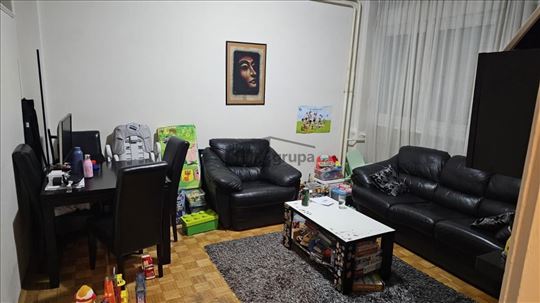 Brzo useljiv, renoviran, komforan