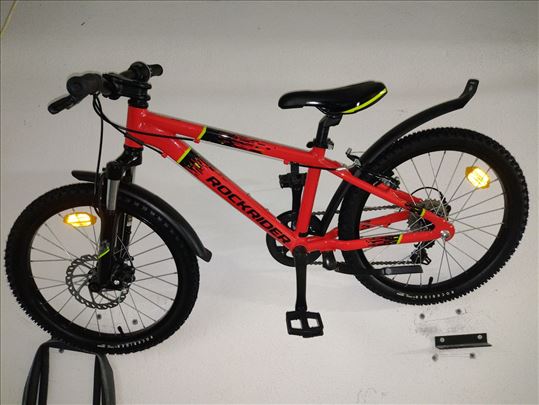 Crveni dečji brdski bicikl ROCKRIDER 900