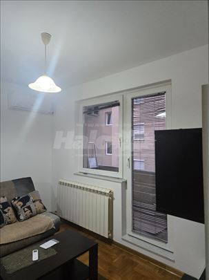 Izdajem 2,5 stan, Zvezdara, Gradska boln8ca