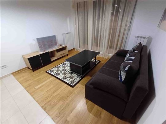 Lekino Brdo,lep stan u novogradnji ID#816945