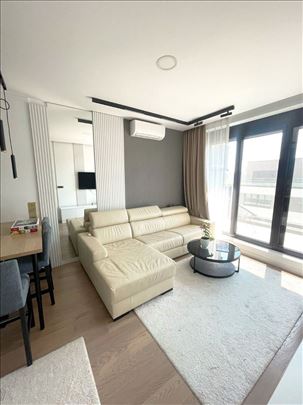 Nov 3.0 opremljen -The One