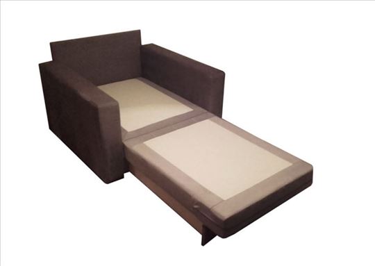 Ocuvana fotelja na razvlacenje