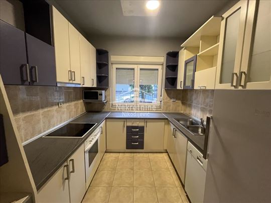 Poslovni prostor na Dedinju lux ID#1141