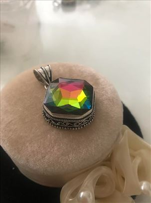 Privezak MISTICNI TOPAZ