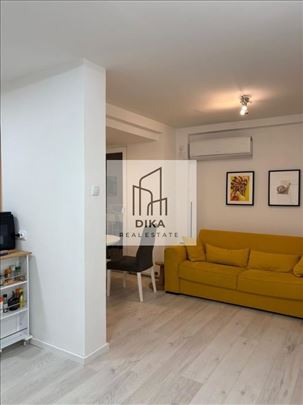 Retko u ponudi! Lux povoljan i renoviran 3.0 stan