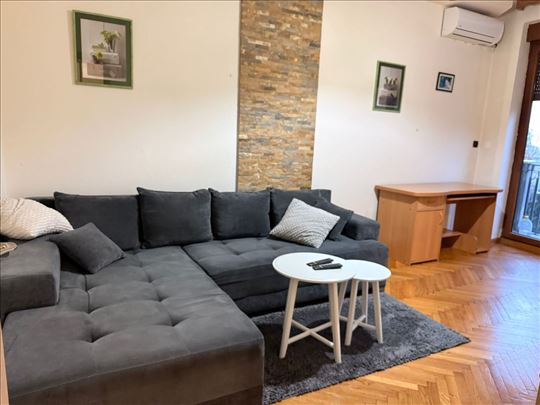 Slavija, 1.0, odmah useljiv