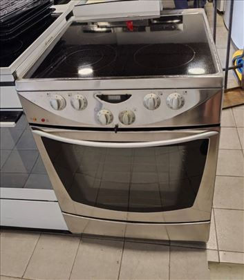 Sporet Gorenje 60 cm uvoz garancija  12 meseci