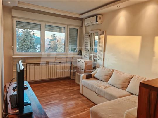 Stan Dobre Energije, 1.5 Miljakovac 1