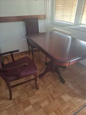 Trpezarijski sto od punog drveta sa 2 stolice