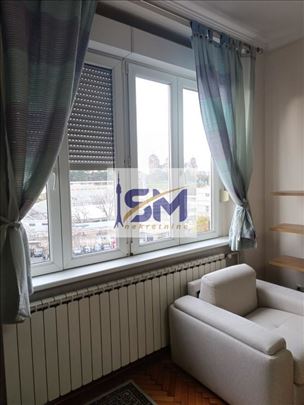 Centar, odličan namešten stan 67m2