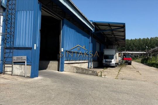 Izdaje se moderno paletno skladište u Krnjači 