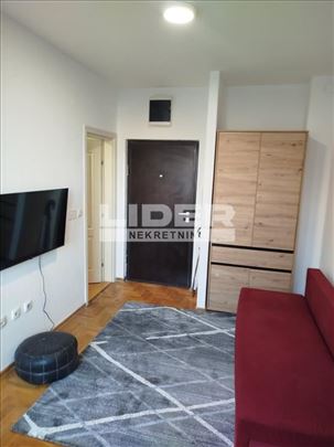 Kompletno namešten stan na dobroj lokaciji ID#7531