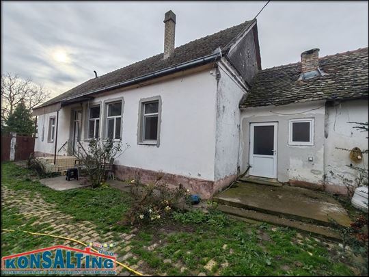 Kuća,Golubinci,veliki plac,šifra 048