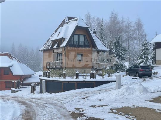 Kuća Mitrovac na Tari