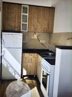 Mirijevo, kvalitetan 1.5 stan sa podnim grejanjem