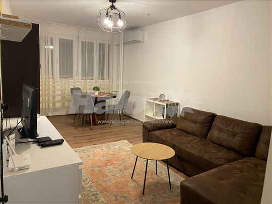 Renoviran stan, sve novo, kod Hotela Jugoslavija