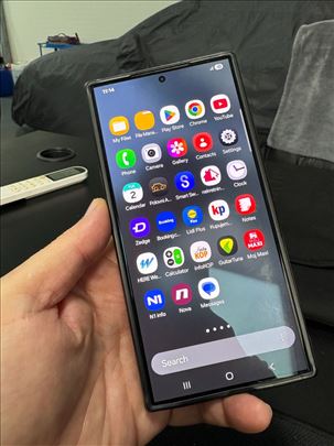 Samsung Galaxz S24 Ultra 12/256gb crni -kao nov