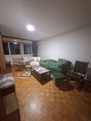 Stan 2.0, Hotel Jugoslavija, namesten