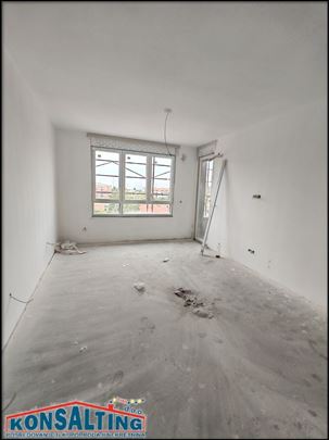 Stan,strogi centar Stare Pazove,šifra 040-s44