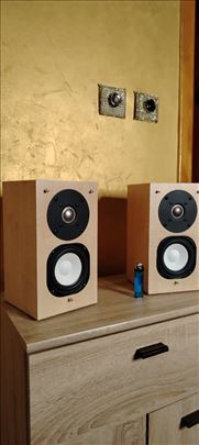 Teufel M90 Bookshelf zvucnici 2x140W/70W