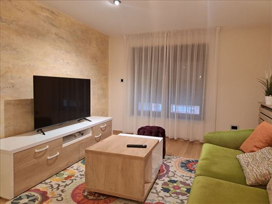 Zvezdara, novogradnja,garaza 