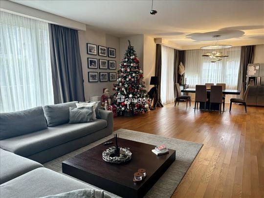 Dedinje | 169 m² | Luksuzan stan sa dva garažna me