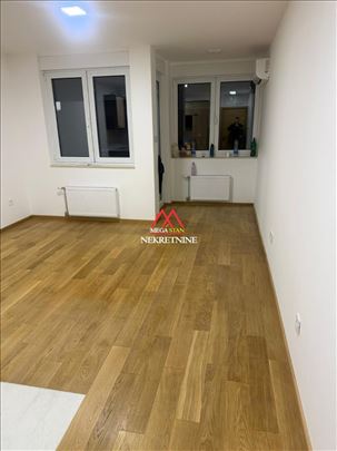 Garsonjera - 31m2 - nenameštena