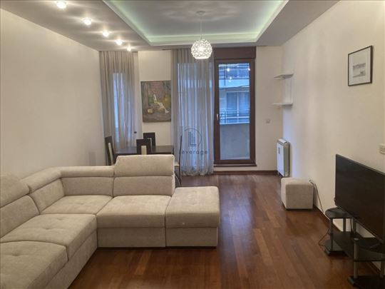 Hram Sv. Save, Patrijarha Varnave, 83m2