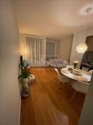 Izdaje se stan – Voždovac, Kralja Vladimira 16