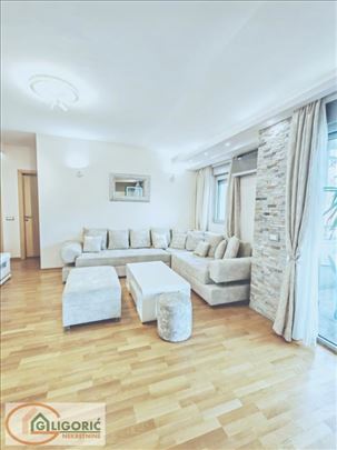 Izuzetan stan sa garažnim mestom