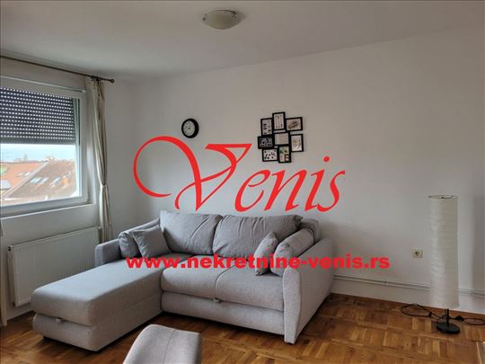 LIMAN 4 Bulevar Cara Lazara 45 m2 - 400 Evra