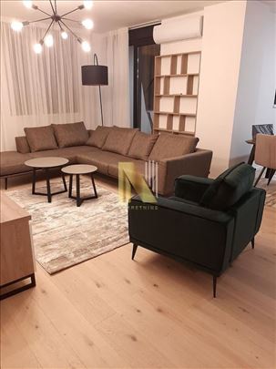 Luksuzan 4.0 stan na Rotkvariji sa garažnim mestom