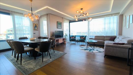 Lux, 131m2, Top lokacija, SVetao,Pogled,Garaža