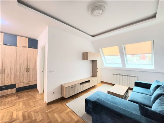 LUX NOV opremljen, povrat PDV-a