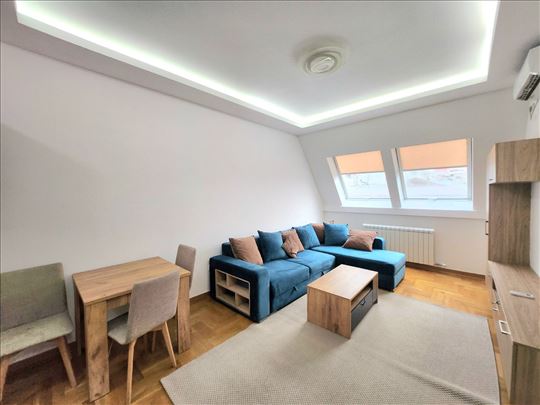 LUX NOV opremljen, povrat PDV-a