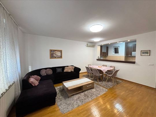 Nov 3.0 opremljen stan Zvezdara- Djeram