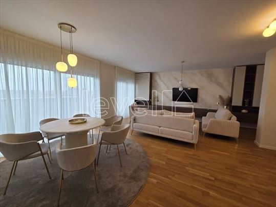 Novi Sad, Novo Naselje, Stan, 5, 132,00m2