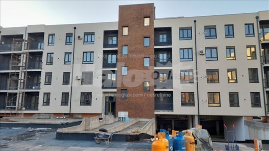 Petefi Šandora br 19 Atrium nov stan