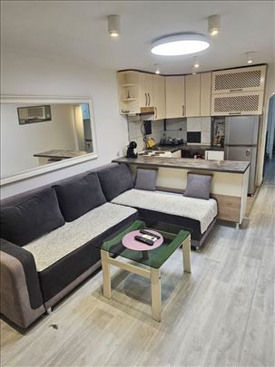 Trosoban stan, Karaburma