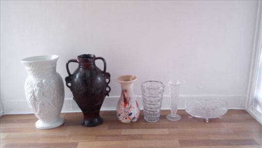 Velik komplet 2 velika ćupa,vazne,razno..