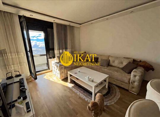 Vračar, Južni bulevar 71m2 lux stan, top lokacija