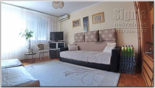 Železnik 4.sprat, lift