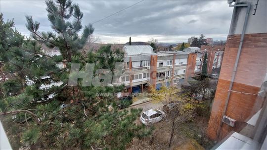 1-soban stan,Rakovica,Kakanjska,namešten,useljiv